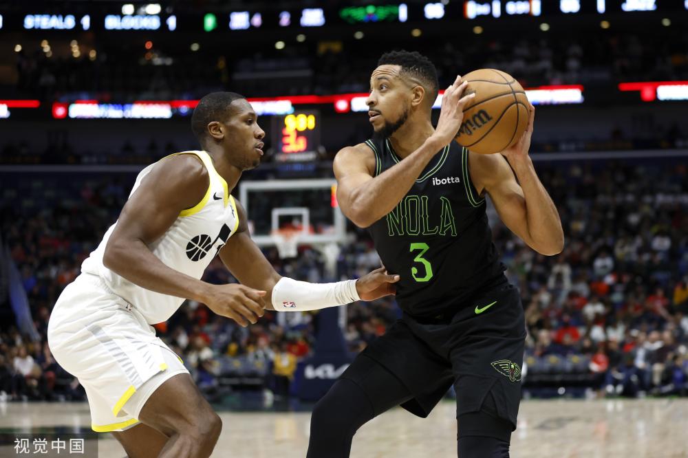 也给其他球 也给其他球